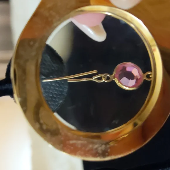 Gold Earrings - Picture 3 of 4